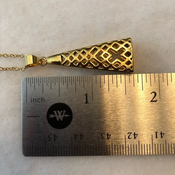 NWOT | Modern Hollow Geometric Pendant & Necklace - Picture 8 of 8
